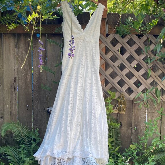 Lulu's Infinite Bliss Ivory Lace Backless Trumpet Maxi Dress S (tailored) - Picture 1 of 11